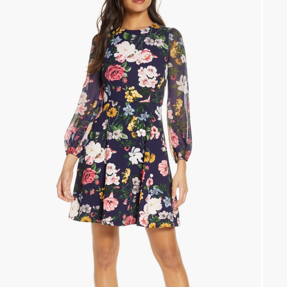 Vince Camuto long sleeve floral print dress